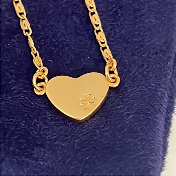 Authentic💛TORY BURCH Necklace. - Picture 6 of 16